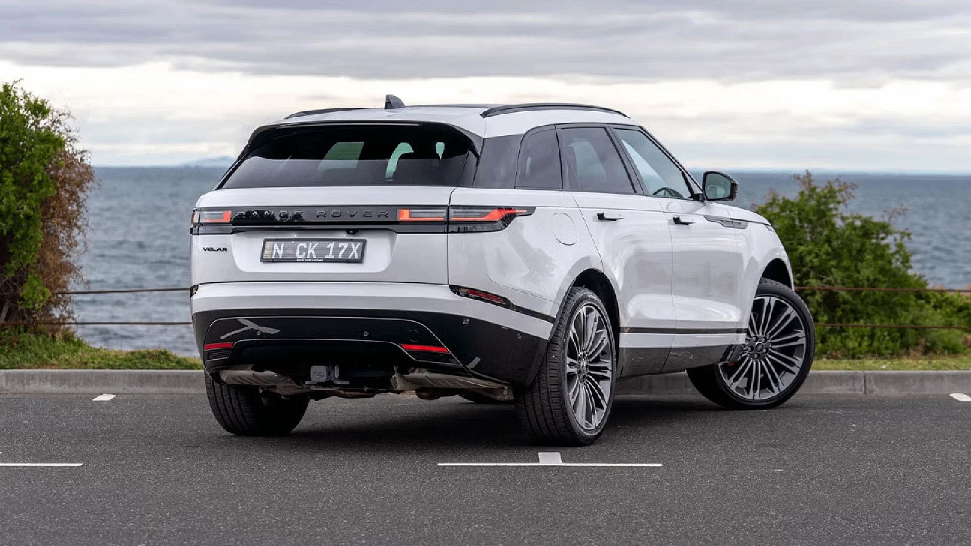 2025 Range Rover Velar Autobiography P400 review